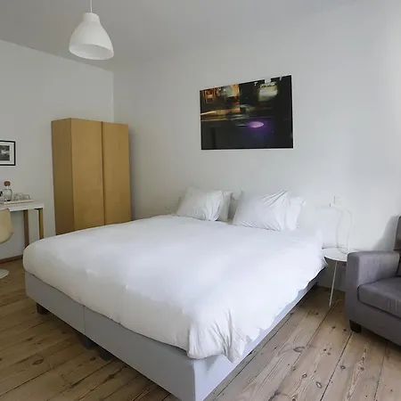Bed & Breakfast & The Brussels